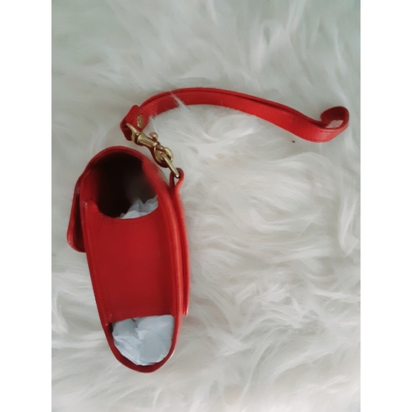 Coach Red Vintage Multi Cell Phone Wristlet - Picture 2 of 11